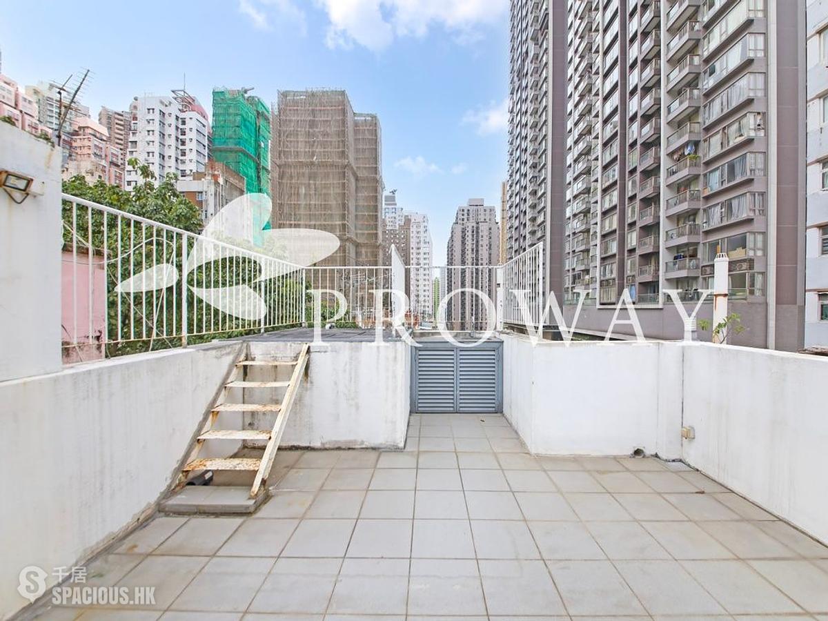 Sai Ying Pun - 235-237, Queen's Road West 01