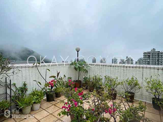Pok Fu Lam - La Clare Mansion 01