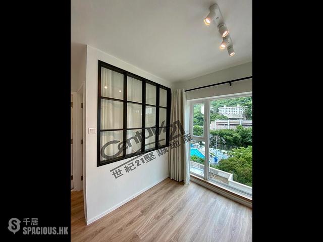 Kennedy Town - University Heights Block 2 01