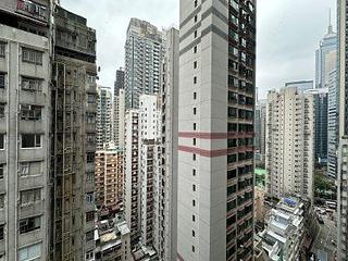 Wan Chai - The Avenue Phase 2 Block 2 04
