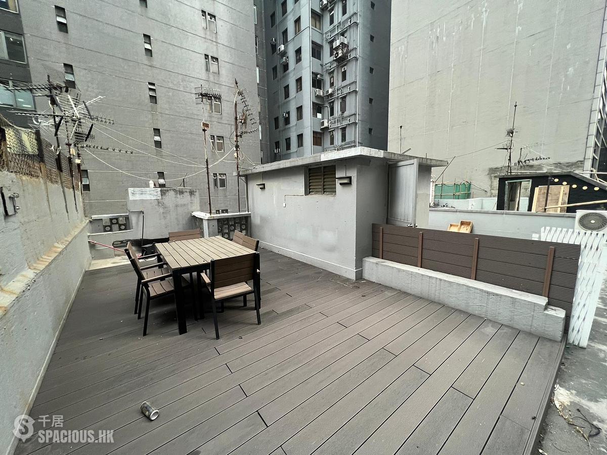 Causeway Bay - 24, Yiu Wa Street 01