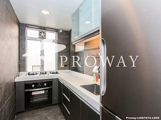 Mid Levels Central - Mackenny Court 10