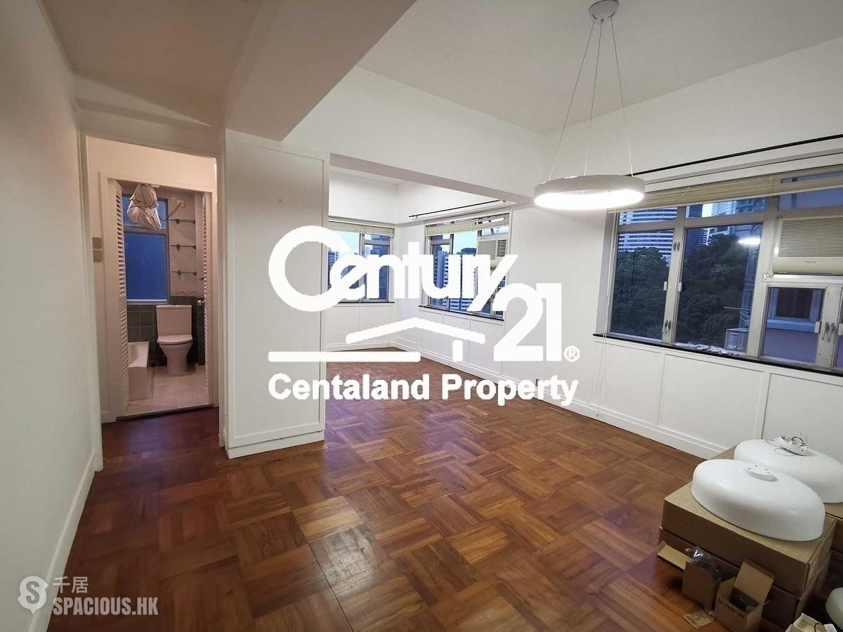 Mid Levels Central - Mackenny Court 01