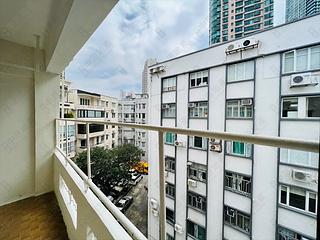 Mid Levels Central - Best View Court Block 66, Macdonnell Road 02