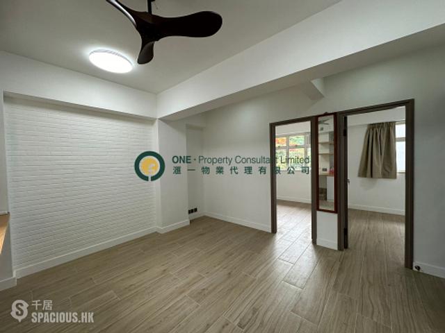 Sai Ying Pun - Mai Hing House 01