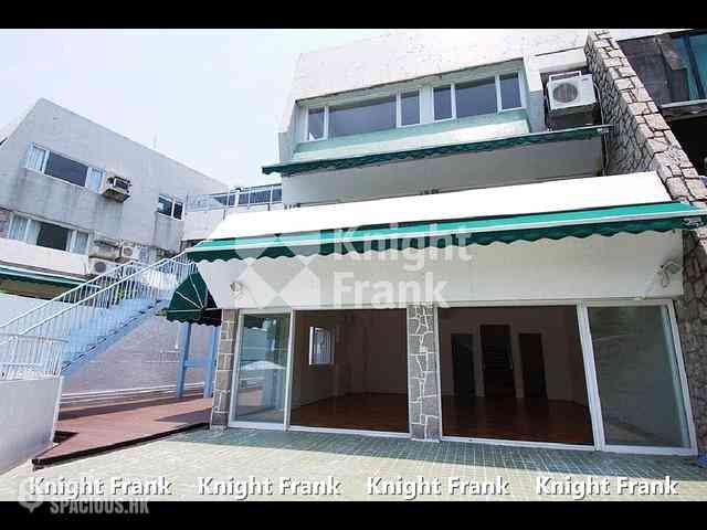 Chung Hom Kok - Jadebeach Villa 01