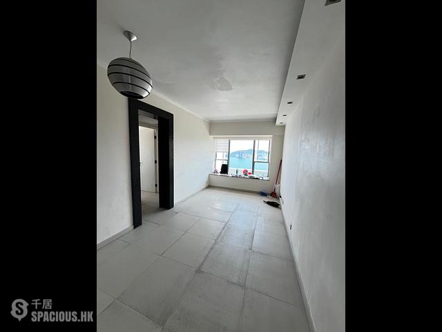 Tiu Keng Leng - Ocean Shores Phase 2 Block 9 01
