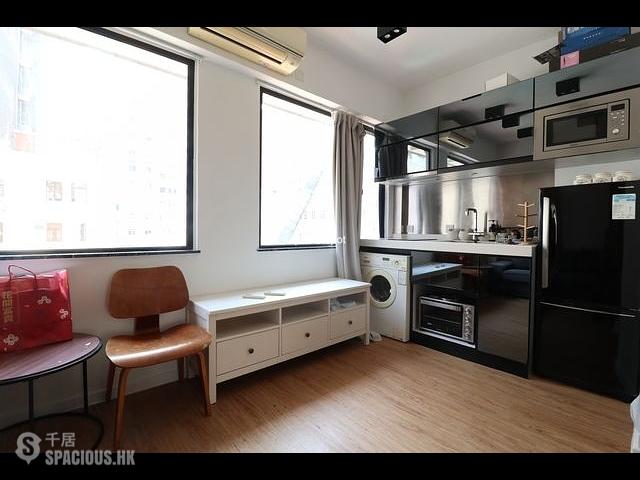 Soho - Wai Fat Building 01