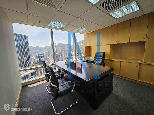 Wan Chai - Convention Plaza Office Tower 01