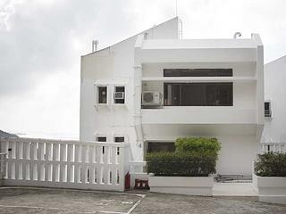 Chung Hom Kok - Coral Villas 17