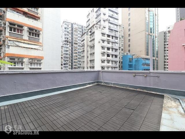Wan Chai - Nam Hoy Building 01