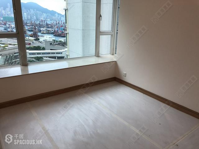 Tai Kok Tsui - Metro Harbour View 01