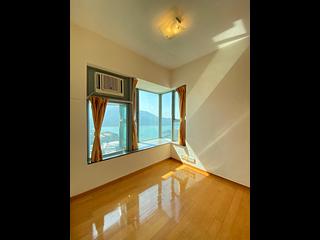 Tung Chung - Seaview Crescent 41