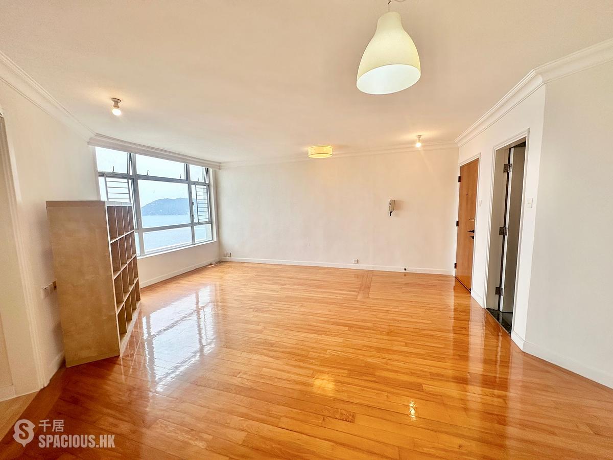 Ap Lei Chau - South Horizons Phase 2 Yee Tsui Court (Block 16) 01