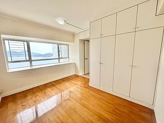 Ap Lei Chau - South Horizons Phase 2 Yee Tsui Court (Block 16) 06