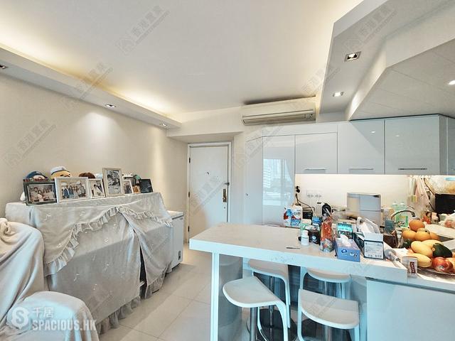 Tai Kok Tsui - Island Harbourview Block 1 01
