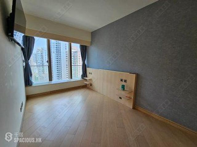 Mong Kok - MacPherson Place 05