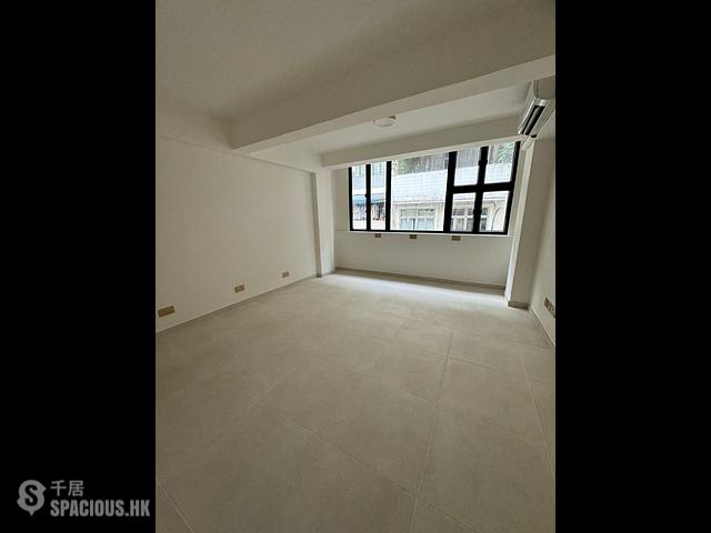 Central - 12, Gough Street 01