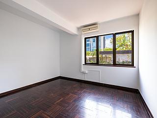 Chung Hom Kok - 19-25, Horizon Drive 06