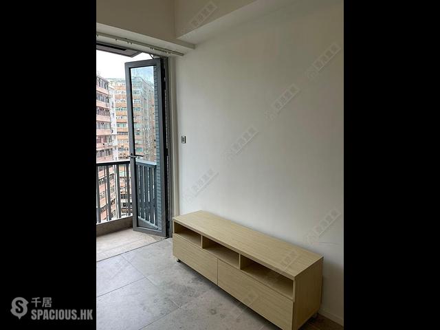Mong Kok - Skypark 01