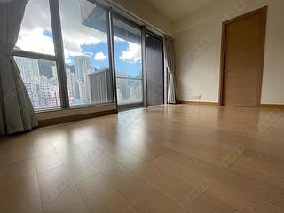 Sai Ying Pun - Island Crest Block 2 05