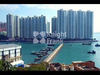 Ap Lei Chau - South Horizons Phase 2 Yee Lai Court (Block 10) 07