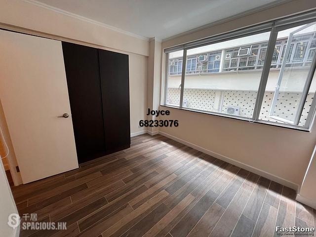 Central - 45, Gough Street 01