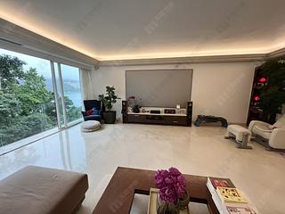 Chung Hom Kok - Cypresswaver Villas 08