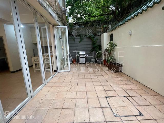 Kennedy Town - 19-21, Sands Street 01