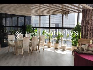 Wan Chai - Convention Plaza Apartments 04