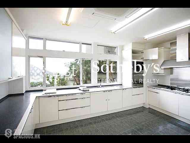 Stanley - Faber Villa 09