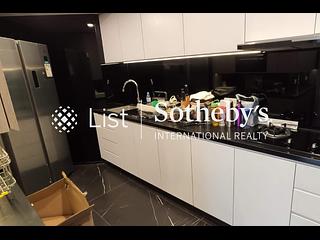 Wan Chai - Convention Plaza Apartments 14