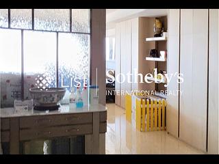 Mid Levels Central - Clovelly Court 04