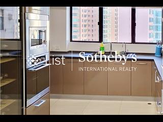 Mid Levels Central - Clovelly Court 05