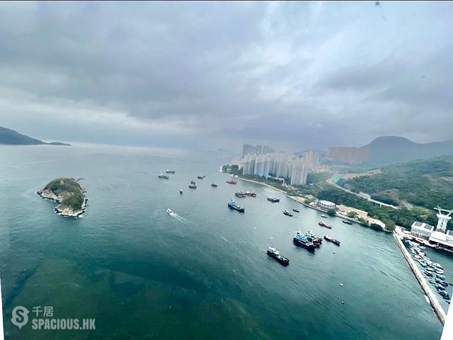Ap Lei Chau - South Horizons Phase 2 Yee Ngar Court (Block 9) 01