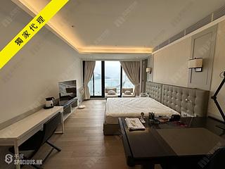 Chung Hom Kok - Pinewaver Villas 11