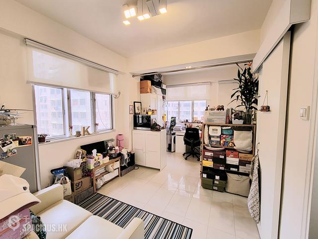 North Point - Siu Nin Building 01