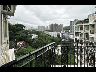 Tai Po - Classical Gardens Phase 2 Block 1 04