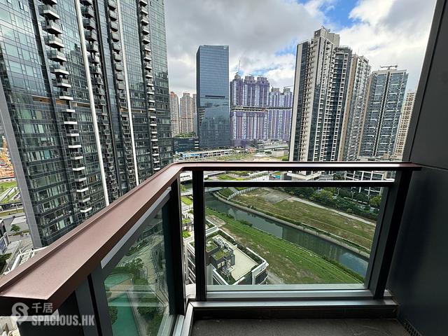 Kai Tak - Upper Riverbank 01