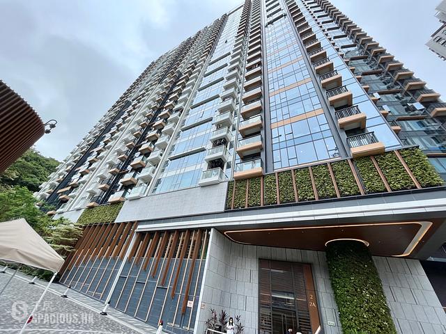 Tsing Yi - The Grand Marine 01