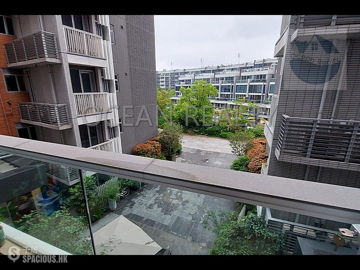 Clear Water Bay - Mount Pavilia 01