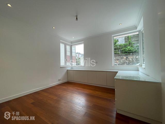 Stanley - 10B, Stanley Beach Road 01