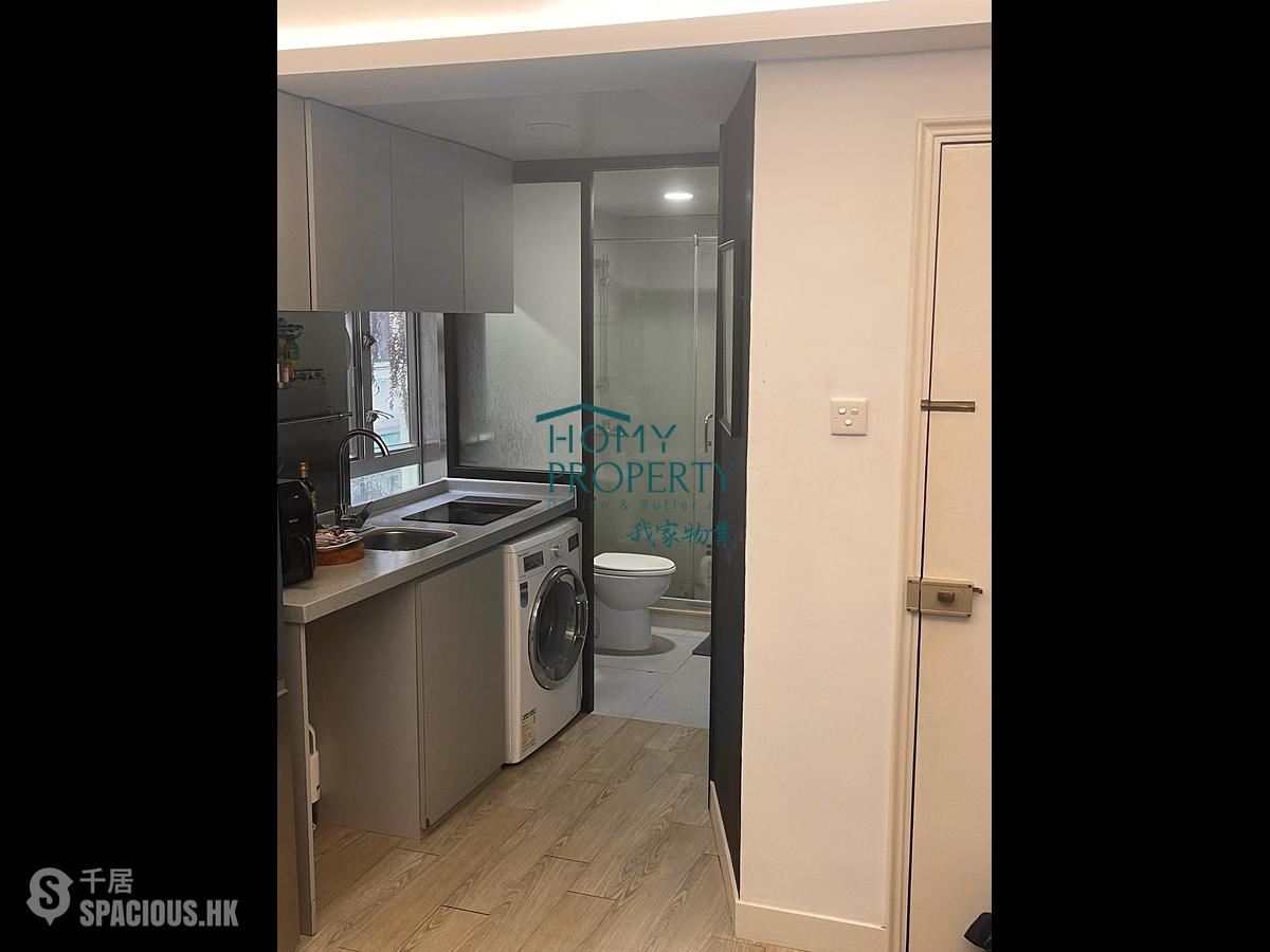Sheung Wan - 227, Hollywood Road 01