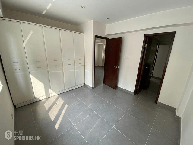 Wan Chai - 3-5, Wood Road 06