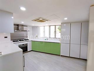 Pok Fu Lam - Villa Cecil Phase 2 09