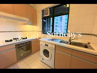 Mid Levels Central - Hillsborough Court 07