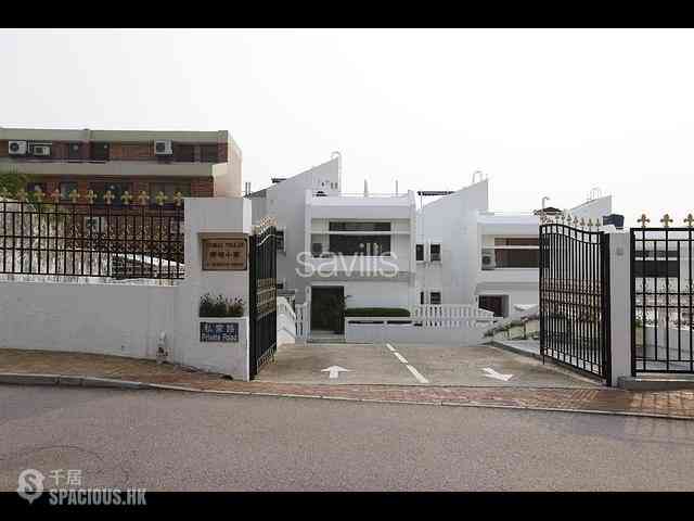 Chung Hom Kok - Coral Villas 09