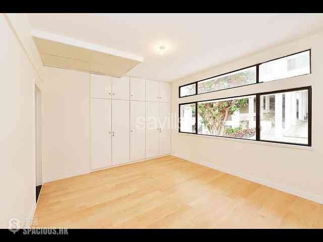 Chung Hom Kok - Coral Villas 04