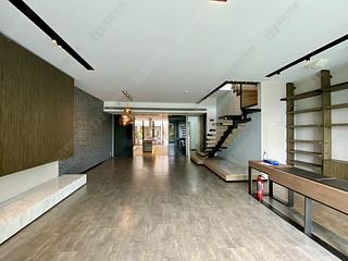 Chung Hom Kok - Cypresswaver Villas 11