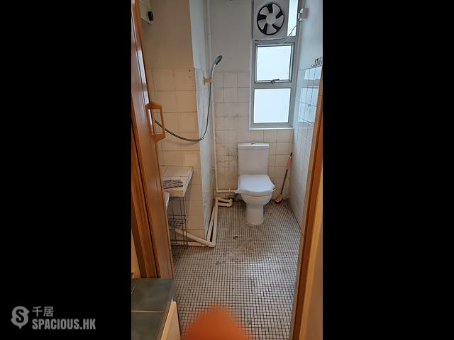 Wan Chai - 242-248, Lockhart Road 01